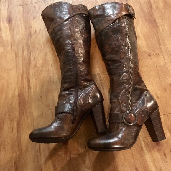 Born Crown boots - Picture 1 of 7